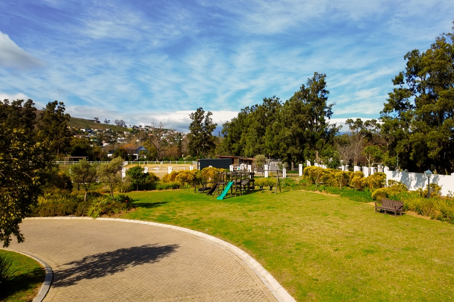 3 Bedroom Property for Sale in Roundhay Western Cape
